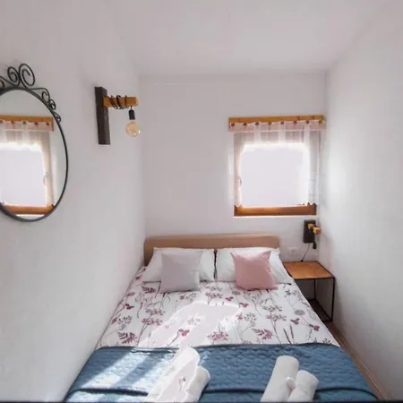 Casa Amor Veli Dol